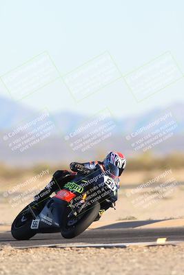 media/Dec-07-2025-CVMA (Sun) [[3e7d2de5dc]]/Race 16-Formula Middleweight/